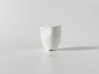 Curve Series Ceramic Cup