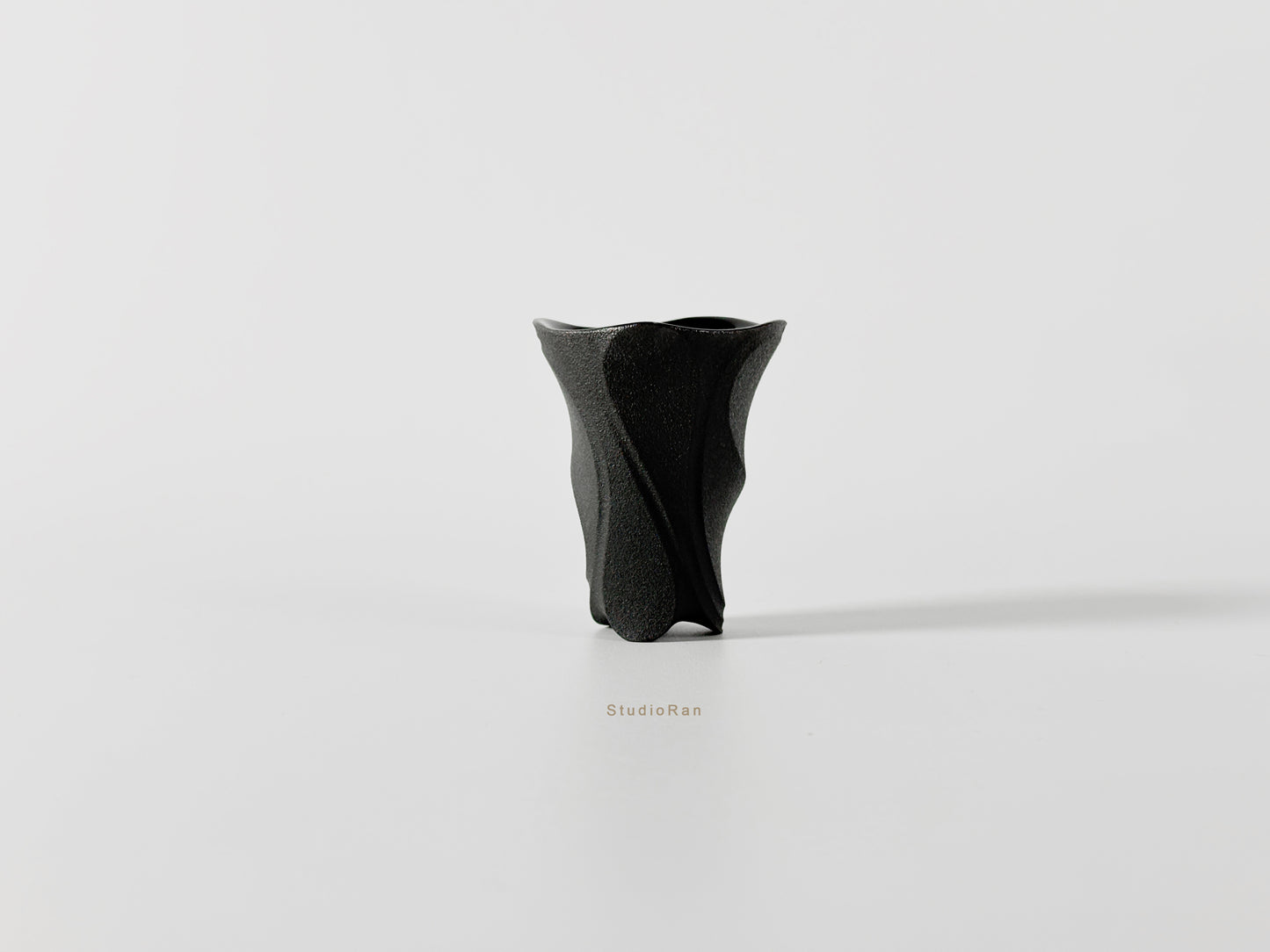 Curve Series Ceramic Cup